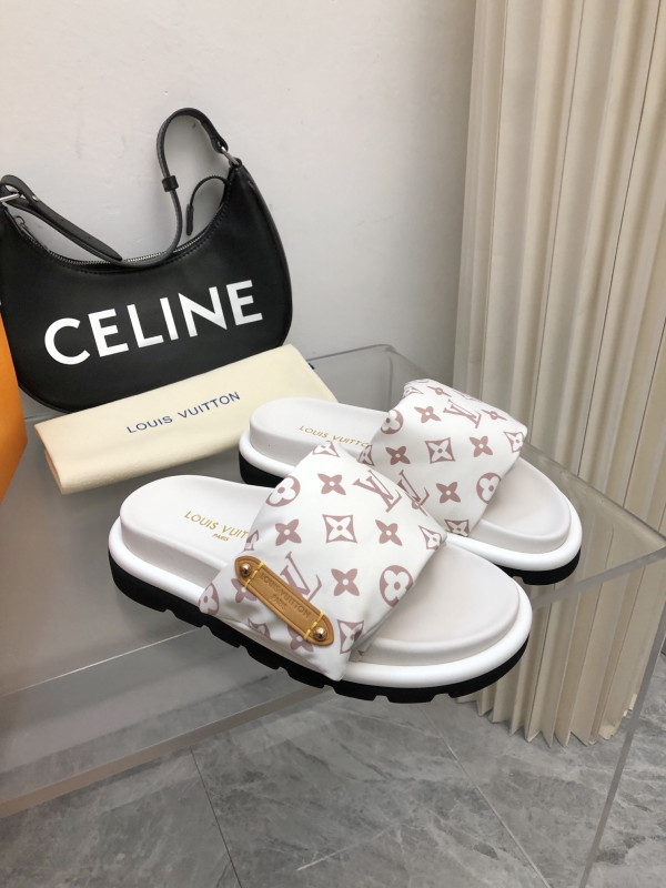 l**is V*t*n pool pillow comfort mule