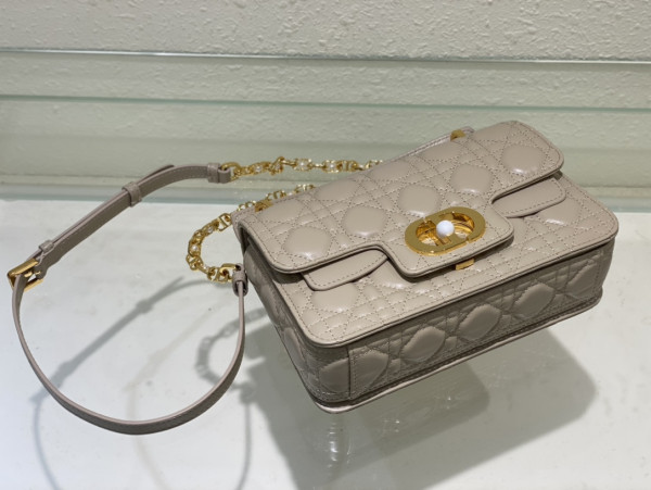 small D*or jolie top handle bag-22 x 14 x 8 cm