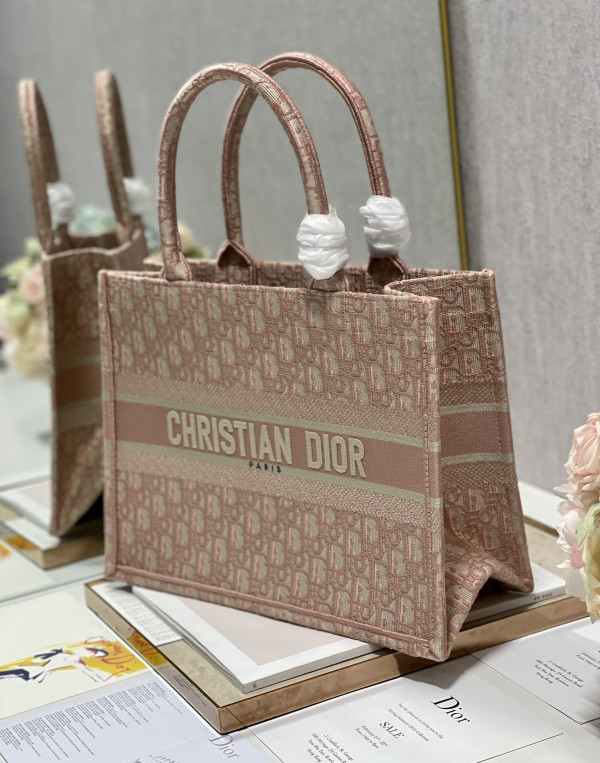 D*or book tote-36*28cm