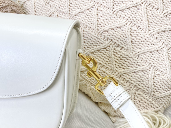 D*or bobby bag medium-22-17-6cm