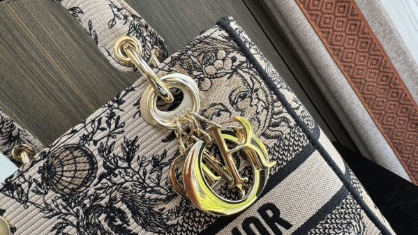 D*or medium lady d-lite bag-24-20-11cm