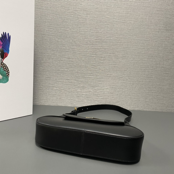 Pra*a crossbody bag -24*15*5cm