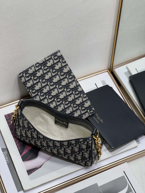 D*or avenue 30 montaigne mini hobo bag