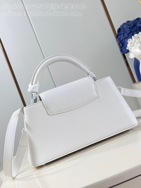 l**is V*t*n capucines bb-29*16.5*9cm