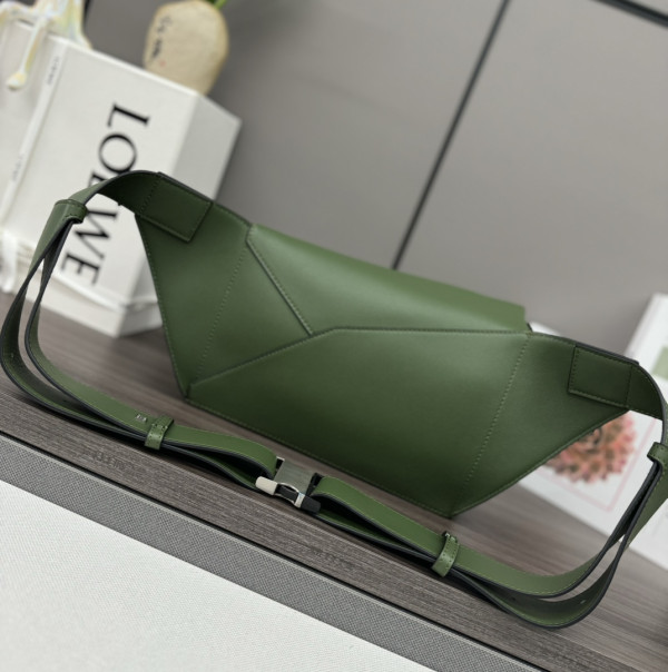 LOEWE Small Puzzle Bumbag-24*16*10.5cm