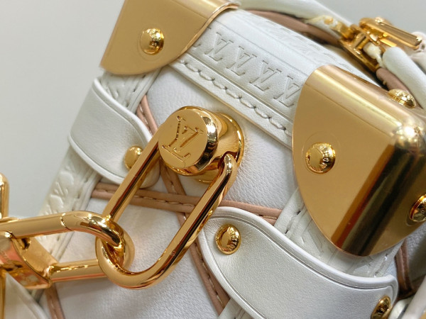 l**is V*t*n side trunk pm-18*12.5*8cm