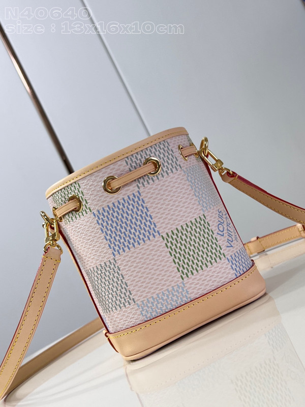 l**is V*t*n nano noÉ-13*16*10cm