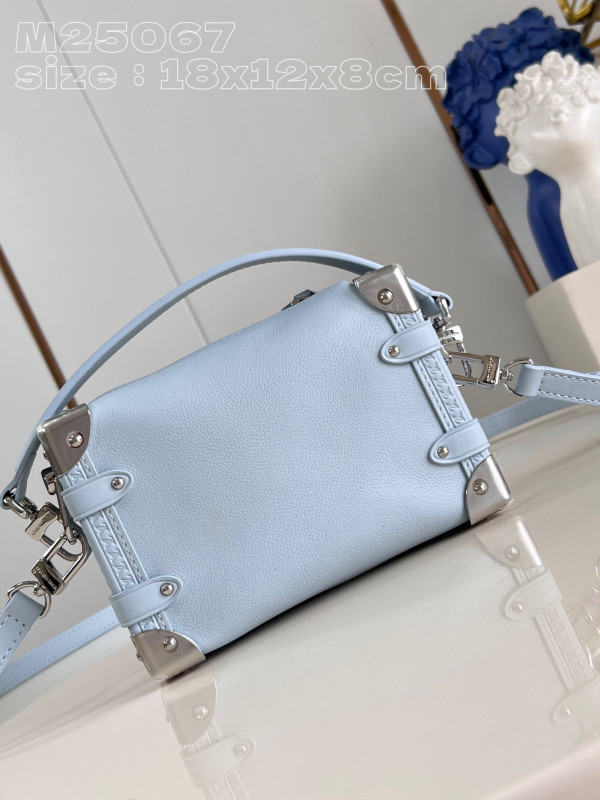 l**is V*t*n side trunk pm-18*12.5*8cm