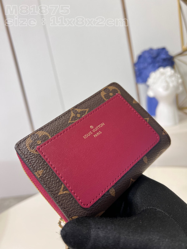 l**is V*t*n lou wallet-11.5*8.5*2.2cm