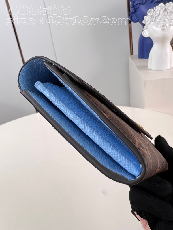 l**is V*t*n sarah wallet-19*10.5*2cm