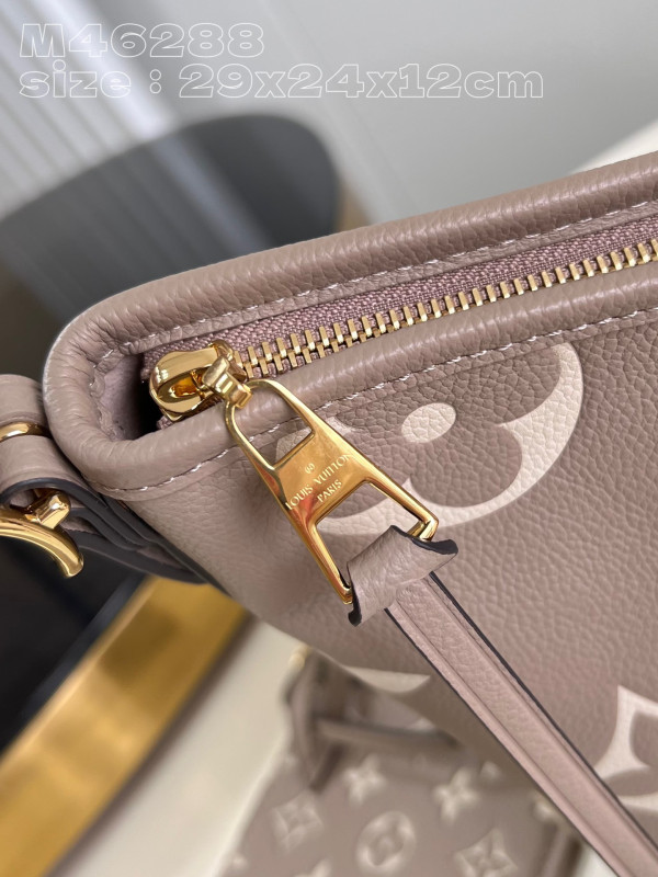 l**is V*t*n carryall pm-29*24*12cm