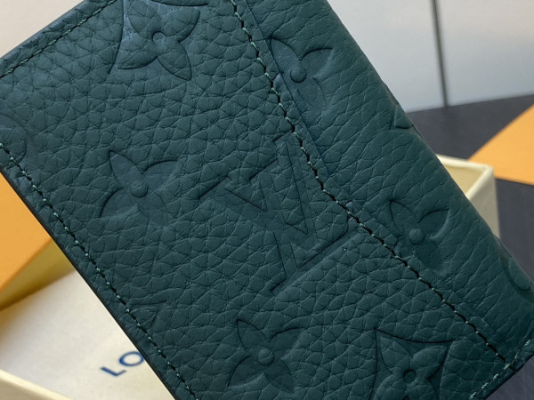 l**is V*t*n pocket organizer-7.5*11.1*1 cm