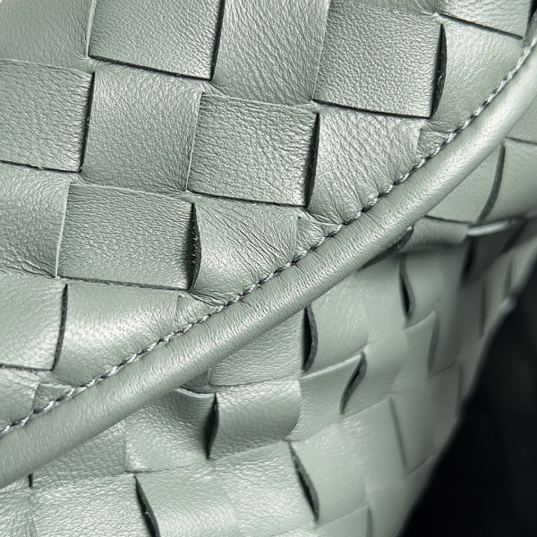 Bo*te*ga ve*ne*ta medium hop