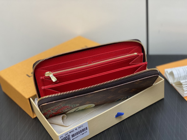 l**is V*t*n zippy wallet-10*20*2 cm