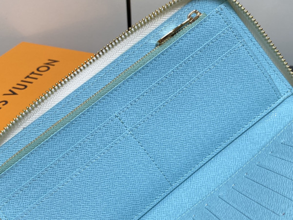 l**is V*t*n zippy wallet-10*20*2 cm