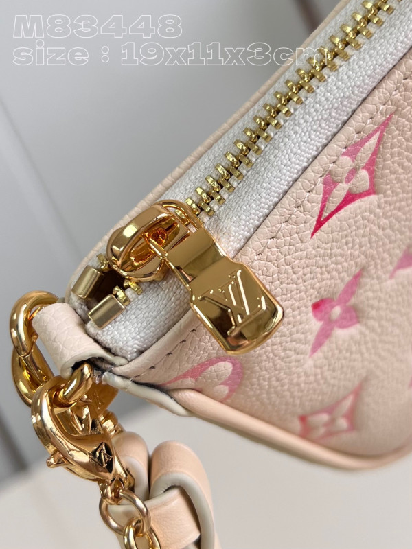 l**is V*t*n easy pouch on strap