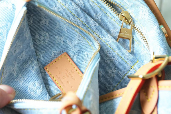 l**is V*t*n carryall pm-29*24*12cm