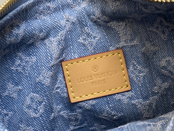 l**is V*t*n loop-23*13*6cm