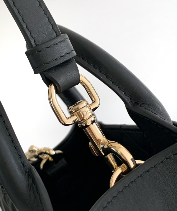 D*or mini book tote-21.5*13*7.5cm