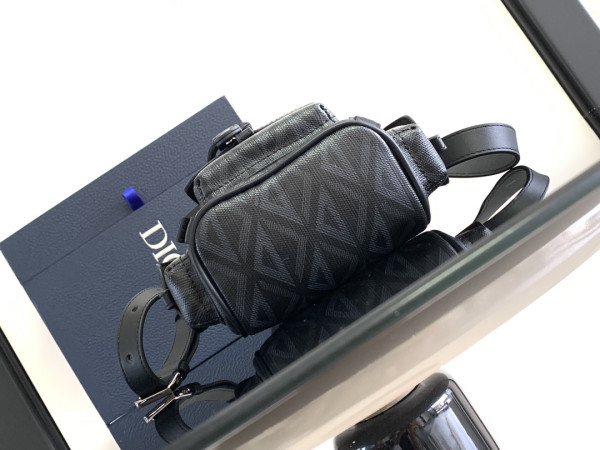 D*or hit the road-17.55*18.5*9cm