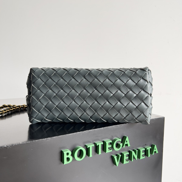 Bo*te*ga ve*ne*ta small andiamo-25*22*10.5cm