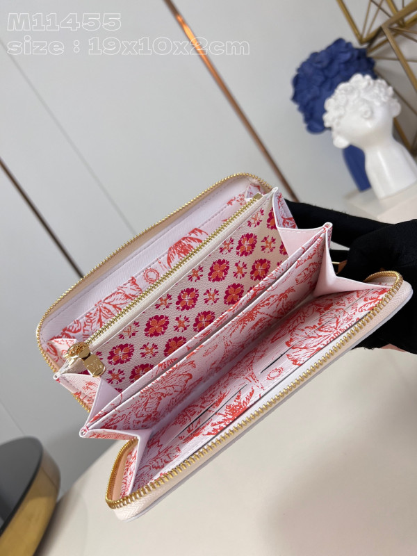 l**is V*t*n zippy wallet-10*20*2 cm