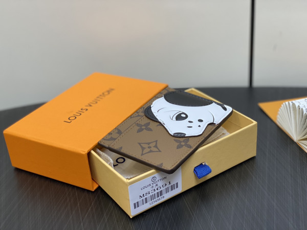 l**is V*t*n card holder-11*7*0.5cm