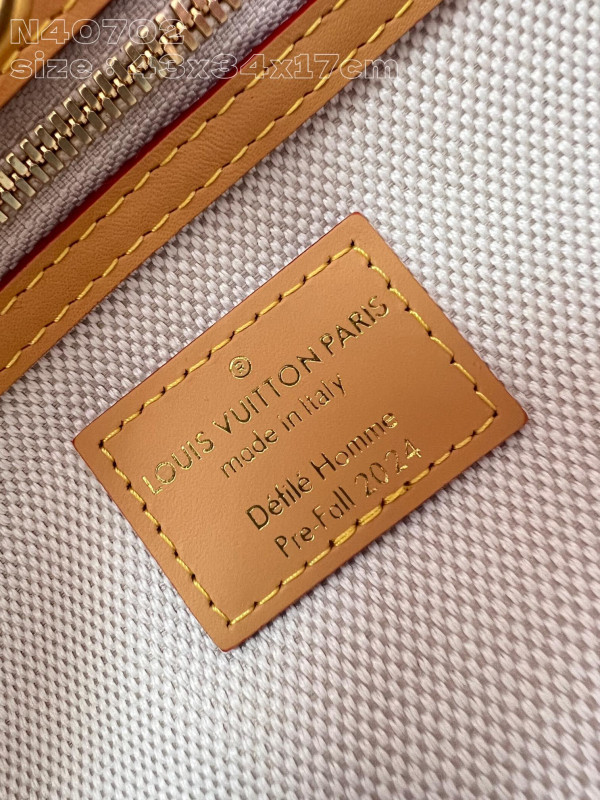 l**is V*t*n weekend tote-43*34*17.5cm