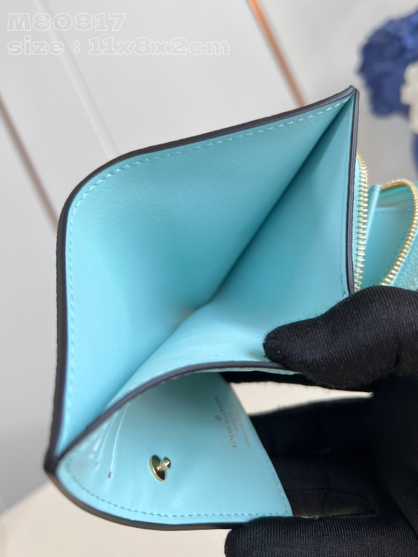 l**is V*t*n lou wallet-11.5*8.5*2.2cm