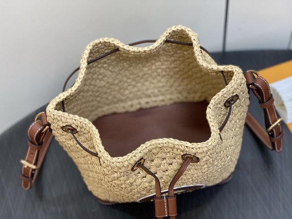 l**is V*t*n noé bb-22*24*15cm