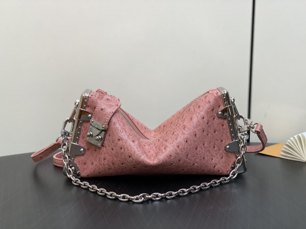 l**is V*t*n slim trunk-23*12*4cm