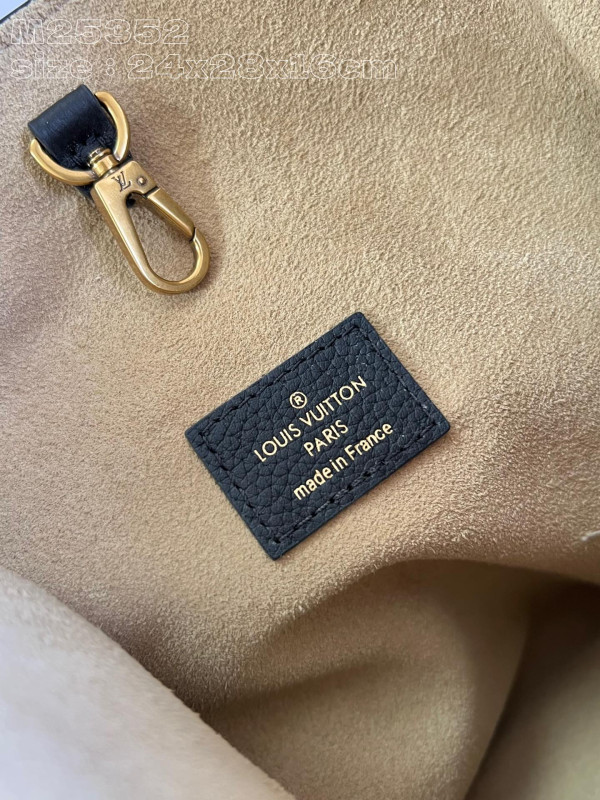 l**is V*t*n low key hobo jh-24*28*16cm