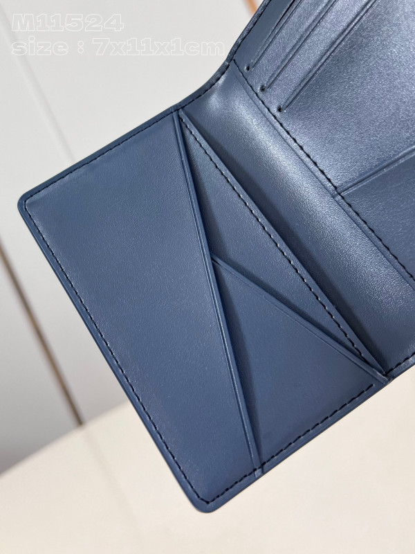 l**is V*t*n pocket organizer-7.5*11.1*1 cm