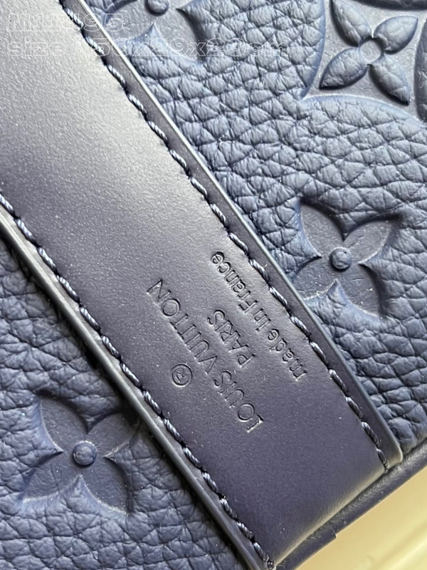 l**is V*t*n keepall bandouliÈre 50