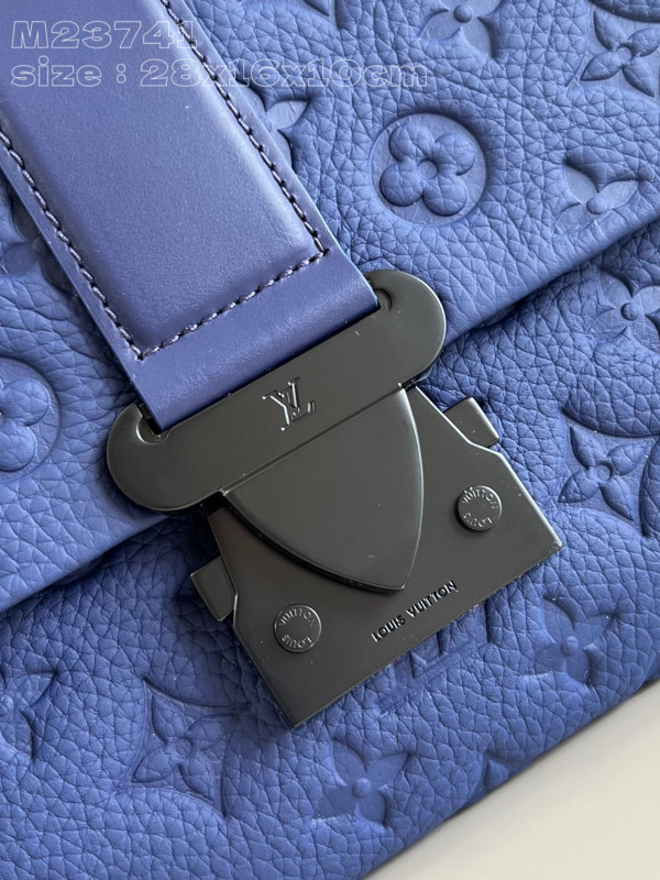 l**is V*t*n s-cape messenger-28*16*10cm