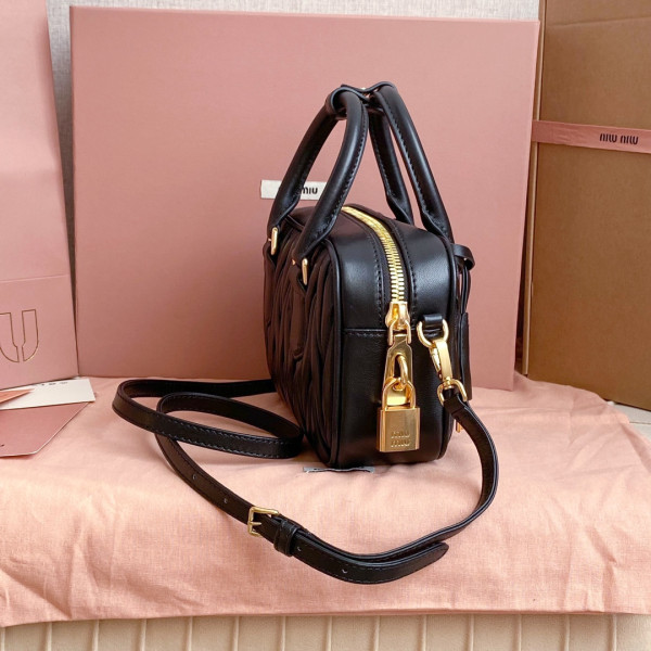 MIUMIU Arcadie matelassé nappa leather bag-19*13*6CM