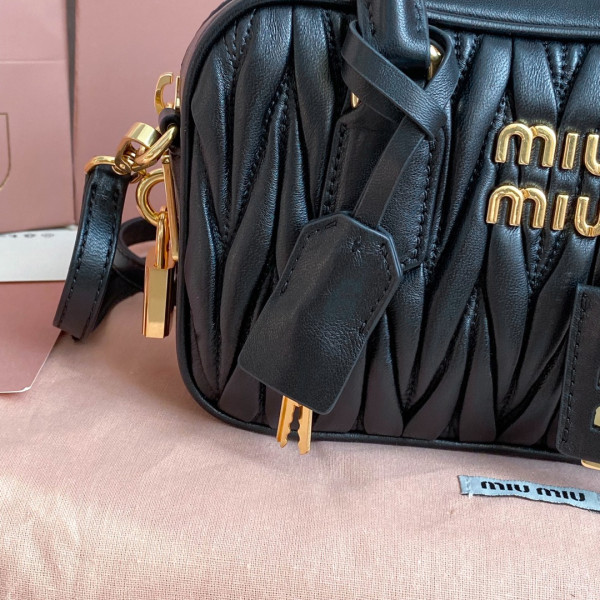 MIUMIU Arcadie matelassé nappa leather bag-19*13*6CM