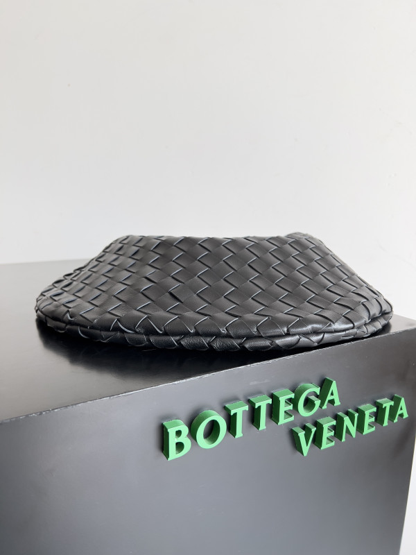 Bo*te*ga ve*ne*ta sardine with chain-33*20*4cm