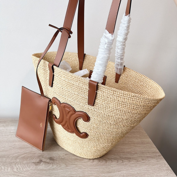 medium S*pple ce**e classic panier in raffia and calfskin