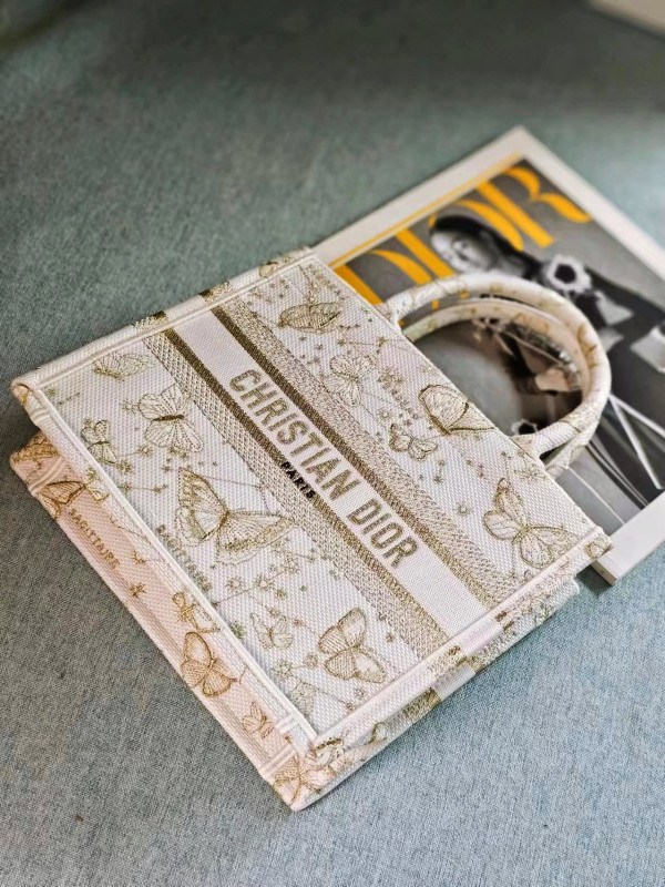 small D*or book tote-26cm