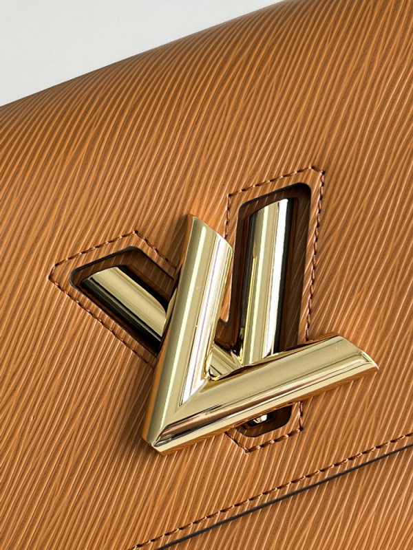 l**is V*t*n twist mm